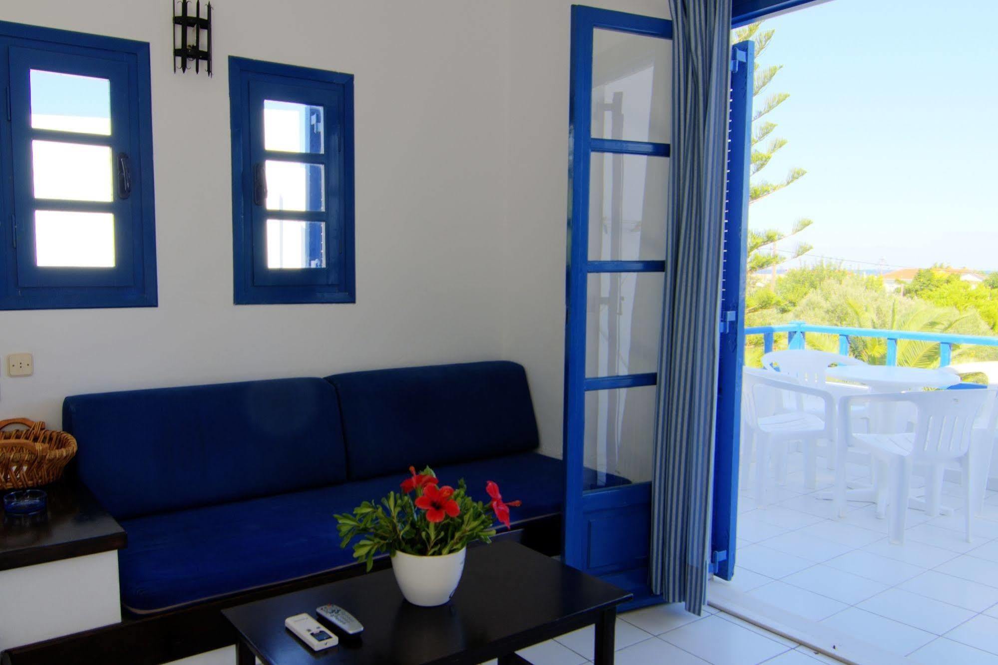 Sirius Apartments Hersonissos  Esterno foto