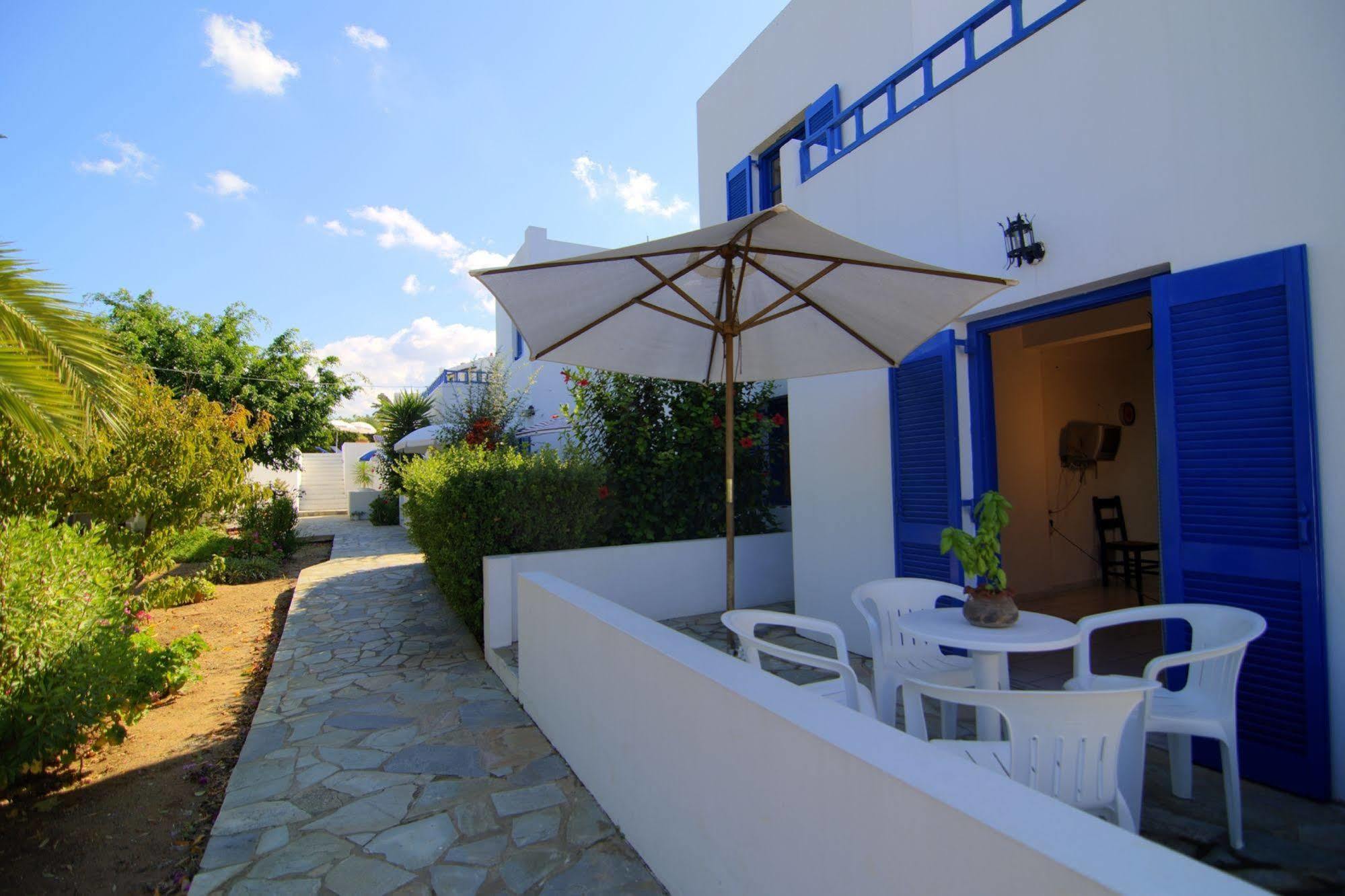 Sirius Apartments Hersonissos  Esterno foto