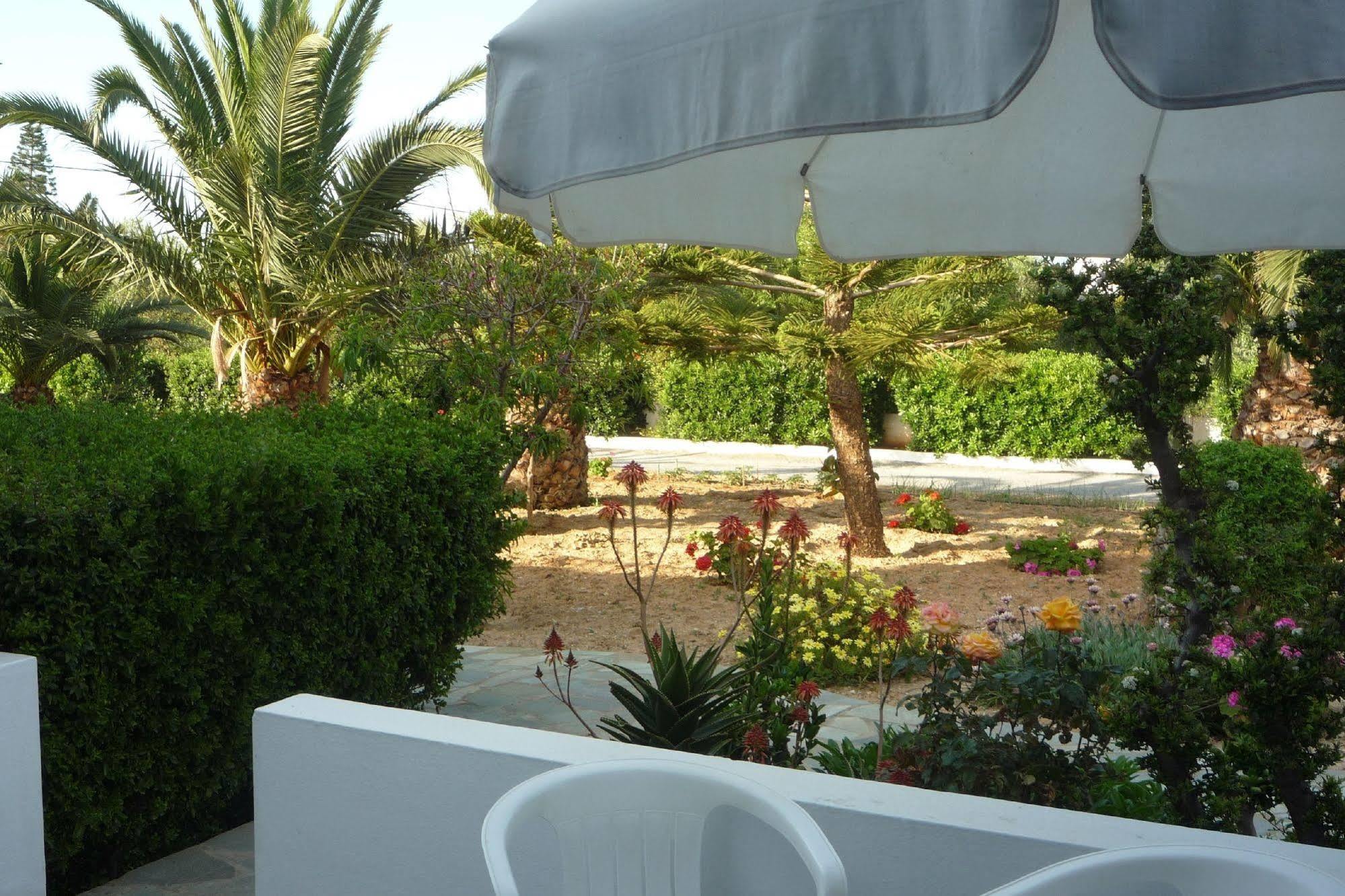 Sirius Apartments Hersonissos  Esterno foto
