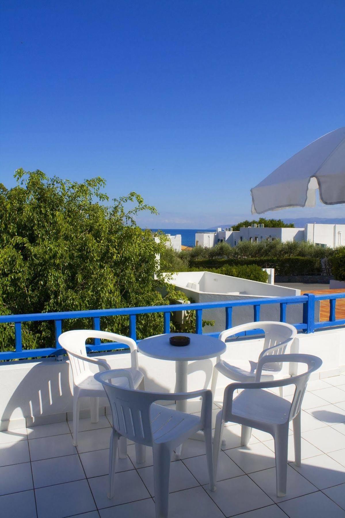 Sirius Apartments Hersonissos  Esterno foto
